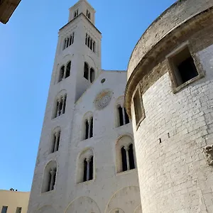 https://cathedral-luxury-guest-house.barihotels.org